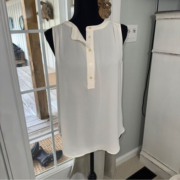 LOFT Cream Sleeveless Blouse size medium petite - Picture 1 of 6
